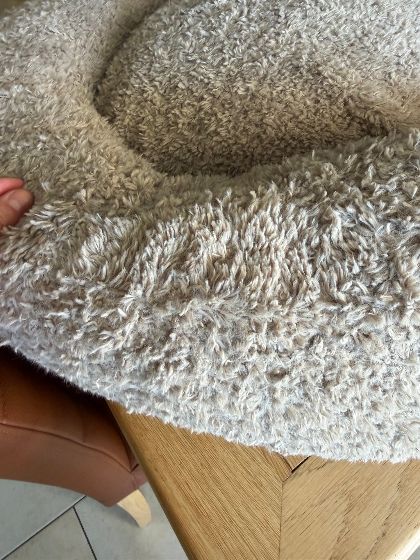 Chubby Curl Plush Orthopedische mand maat M (met fabrieksfoutje)