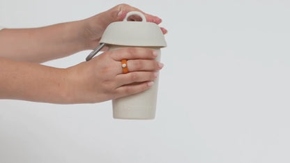 Dog drinking bottle for on the go Flip 0.59 L (multiple colours)